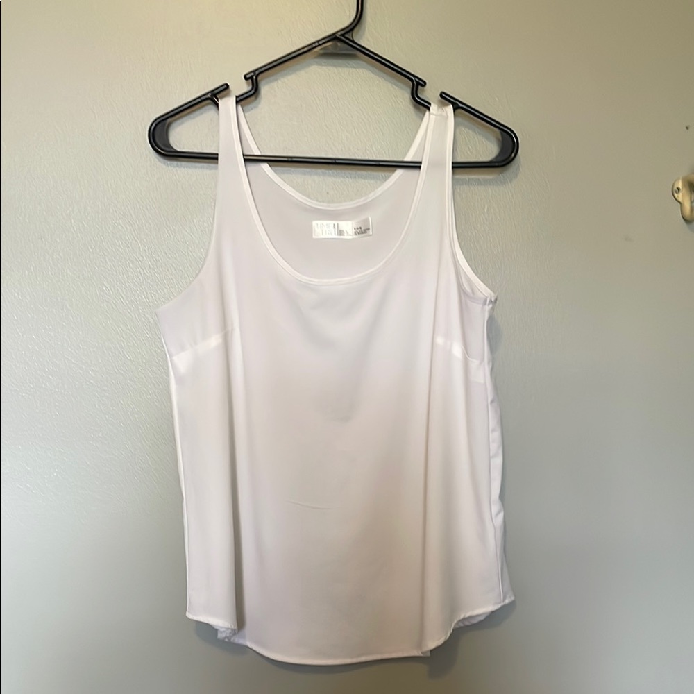 Women's White Scoop Neck Tank Top
